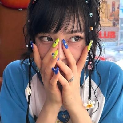 poemeluiaaa's profile picture. -99 doll dancing & sleeping.