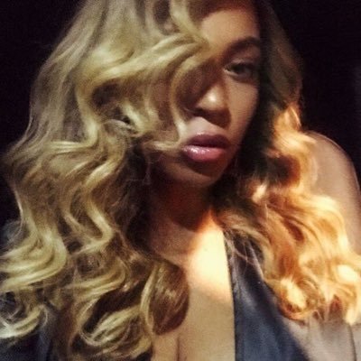 isatape's profile picture. bts beyonce megan ariana sabrina