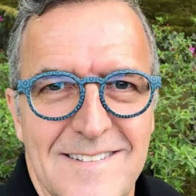 HNathan18814's profile picture. Dr HARRI
(ORTHOPEDIC SUGIOUN 
ENTREPRENEUR PHILANROPIST)