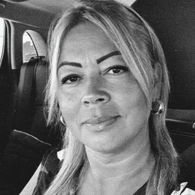 ElisngelaMiche3's profile picture. A vida me doutrinou,a não esperar nada de ninguém,somente de Deus,meu Pai Eterno!🙌
E quando eu não tenho vitórias para contar,ouço as batidas do meu coração!🙌