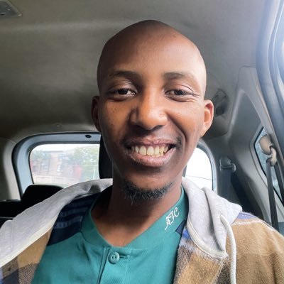 SivvG_'s profile picture. my siblings’ & your favourite writer’s favourite writer.