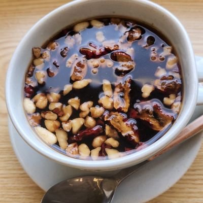 huijin228143's profile picture. 