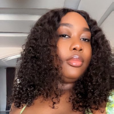 SisterAduke's profile picture. Travel | Co-Founder Soycity Party 💃🏾 | I Make Crotchet Pieces @Owu_ng 🧶