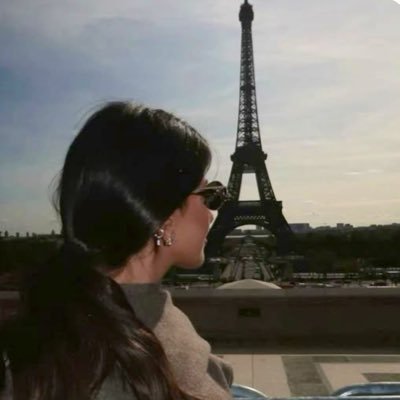 Zj_sko's profile picture. خبيرة بعِلم الفراسة و تحليل الشخصية ➿ لايف كوتش معتمد ➿خبيرة بعلم الطاقة و الأعشاب ➿ ممارسة ريكي & فونغ شوي مُحللة خرائط فلكيه ✨