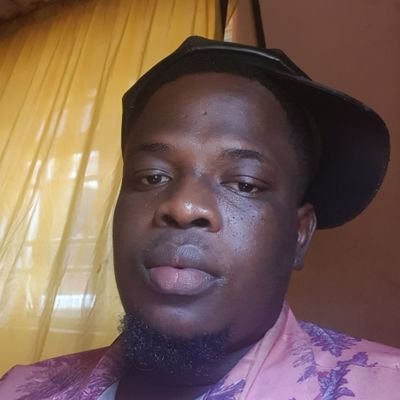 TestimonyOkoh's profile picture. Pencil portrait artist