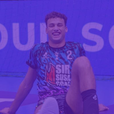 brkehisheart's profile picture. 🏳️‍⚧️he/him, 20 - 🏐💙🏉