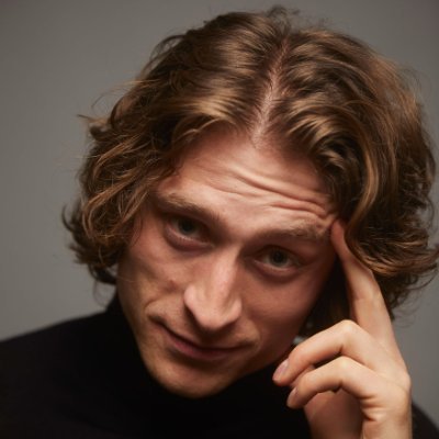 jamiesuperhands's profile picture. Product Designer turned founder. Currently building SUPERHANDS — AI tools for Product Teams