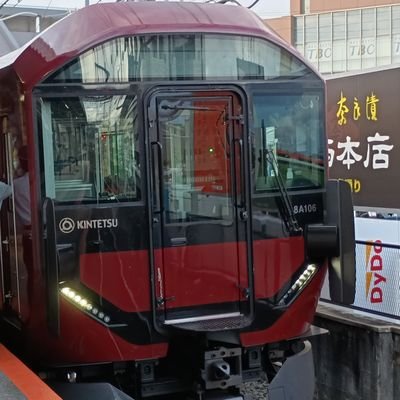 rYEyC00isZ37141's profile picture. 鉄道、野球（基本はロッテ、たまに阪神）、スプラが好きな
Luxです。
フォローしてくれた方フォロバしてます。（無言フォローするかもしれません。ご了承ください。）スプラ垢➡@toarusplatoon