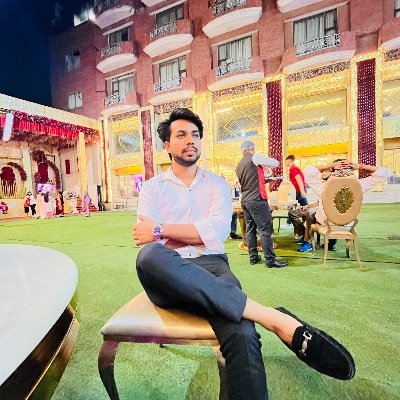 akkiee01's profile picture. Proud to be Indian🇮🇳 || Cliquish || Yoga || Photography || Curious Traveller || Adventure 🏔️ || Dogs 🐶