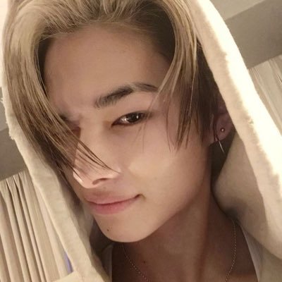 nishikilys's profile picture. unfiltered thoughts