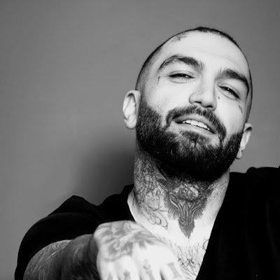 Parsaniknejat's profile picture. 