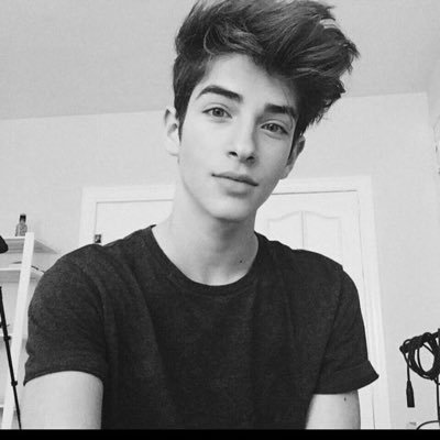 BADR33777's profile picture. 