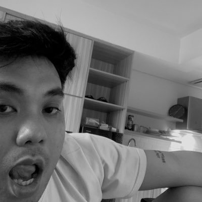 propagandown's profile picture. doing full-send on v6 at 7000 rpm oozing in buick's gnx bodykit, elle seule domine, monarque ingénue et soupirants de l’élégance