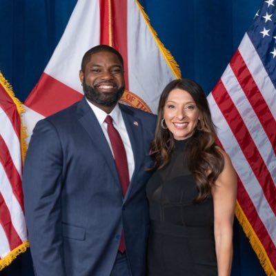 ErikaDonalds's profile picture. Saved by Grace. @ByronDonalds Wife. #BoyMom. Entrepreneur. Champion for Education Freedom & Economic Opportunity. Chair: @A1Policy Edu @YourEdFreedom @OptimaEd.