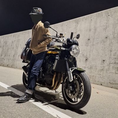 NT357Z9's profile picture. 愛車
#Z900ＲＳ

２０２３年日本一周達成済

Xとインスタ（ニッシー）でモトブログしています。🏍️
色んな方々やライダーさんと出会い交流して行くつもりですのでよろしくお願いいたします。