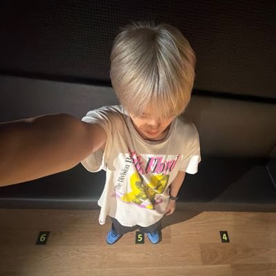 reetherial's profile picture. 