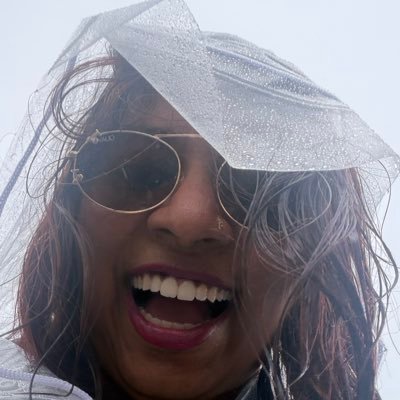 juycinthaaa's profile picture. ig: @juycinthaaa 

Life is simple so why complicate it?
🏆✌🏾🏳️‍🌈👩🏾‍⚕️🧘🏾‍♀️