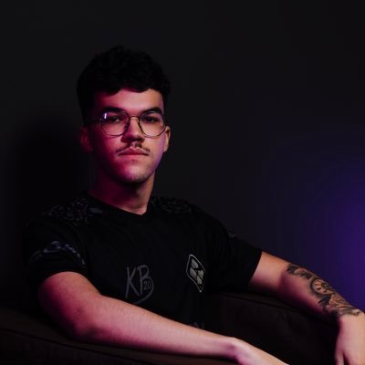 rwfps1's profile picture. 19
@fourmagicgg