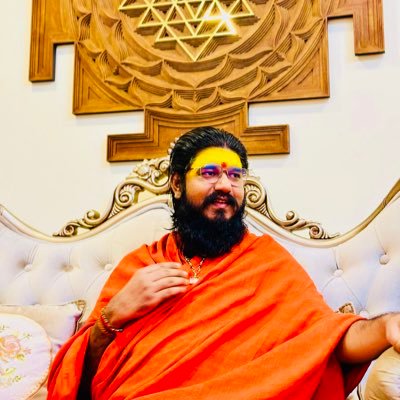 vinayakamshri's profile picture. Young Spiritual Leader 🔱🚩 redefining truth with real insights of Sanatan Dharma | for Katha inquiries mail 📩 shrivinayakamfoundation@gmail.com