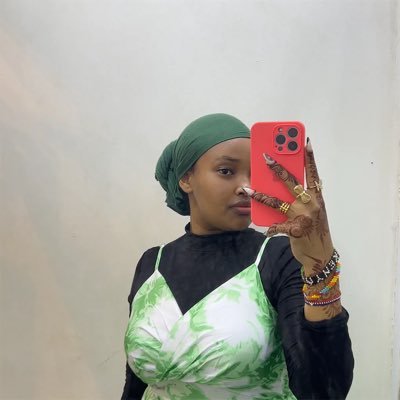 pritygreenn's profile picture. ~_This user supports women’s wrongs and rights _~ @princesconsu3la 🥹❤️