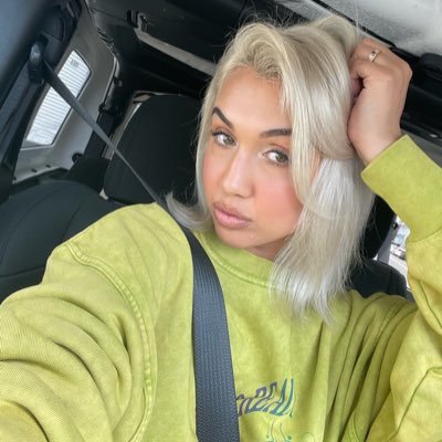 GracieMande's profile picture. masseuse