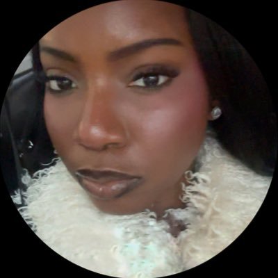 simisola_u's profile picture. God’s favourite