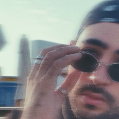 lookingforMiku's profile picture. 