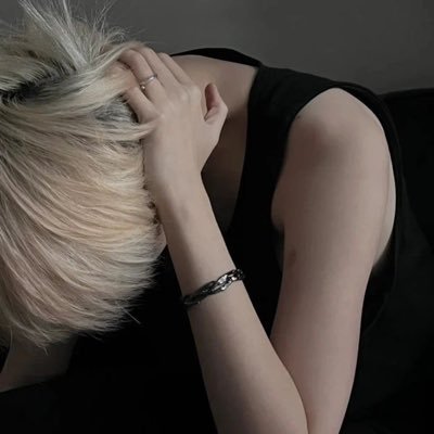 whyso2erious's profile picture. 