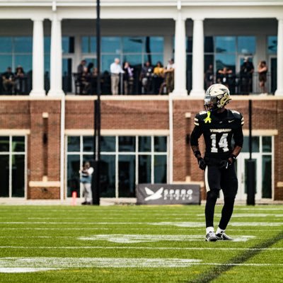 ZayWilliams05's profile picture. Route Runner at @AUTrojansFB 💨 #jucoproduct
