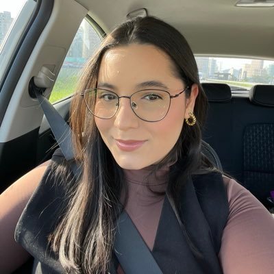 emanuellelis__'s profile picture. @plssHenrique 💜