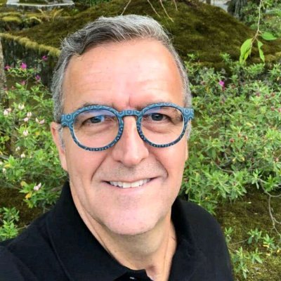 alfredwn9n's profile picture. Doctor by profession, lover by heart. 💕 I care for my patients with dedication and treat life with love. Between saving lives and chasing dreams. 🩺✨