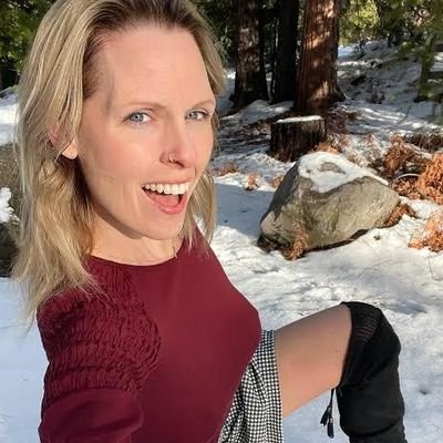 NatashaAya48007's profile picture. 