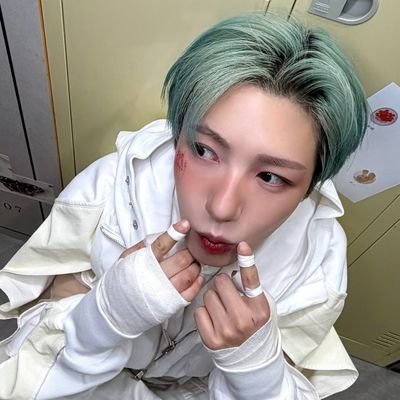rang_9317's profile picture. #런쥔 2n