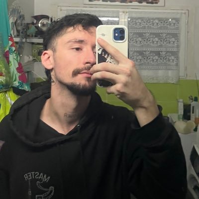 Kujosaki's profile picture. 