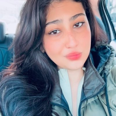 mahtab___t's profile picture. 🦢