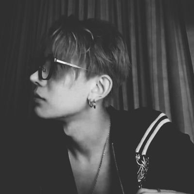 DJELOEANG's profile picture. RSVP: @seleniolism. / Darling, I can hear the words you speak when the west wind whispers; and here, I'm saving you a seat 𝘯𝘦𝘹𝘵 𝘵𝘰 𝘮𝘦.