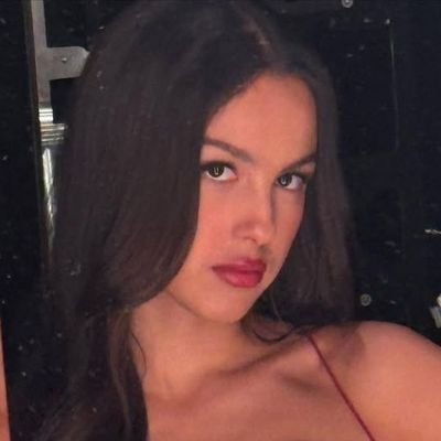 riticosmic's profile picture. i overthink and procrastinate