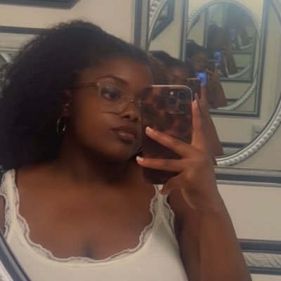 iamdxlatrice's profile picture. 