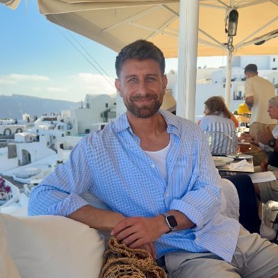 nicholasferres's profile picture. Not 'only' a photographer 🤫⤵️