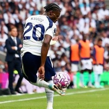 mardzyd's profile picture. Tottenham Hotspur 🤍 Barcelona 💙