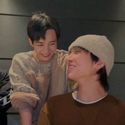 shualluding's profile picture. thinking about #joshua 24/7