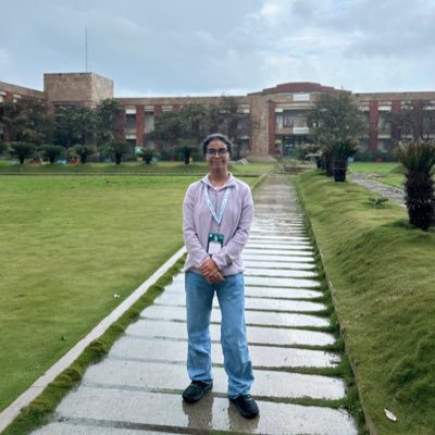 Ruchi12980's profile picture. Deep in code. Deeper in ideas.