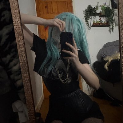tweakerbtich98's profile picture. dni: kim petras