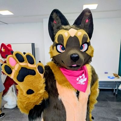 JyakiganKatana's profile picture. オスケモとBMWが大好きな独身男性🏍🚗🇩🇪
2025/8/2 キセノンくんお迎えしました！🐶🐾
 English ️⭕️  他言語:翻訳機
車バイク隔離→＠JyakiganKatanaC

BMW E46M3🇩🇪/S1000XR🇩🇪/三菱 H58A 🇯🇵/山葉 XG250🇯🇵/📸α7Cii