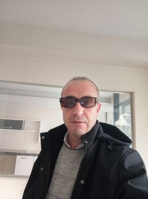 HASANKOSEM77's profile picture. Olduğun gibiysen 
olmamışların arasında barınamazsın