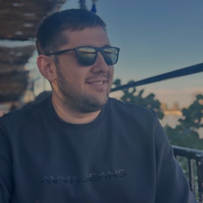 uzeyirblbn7's profile picture. 