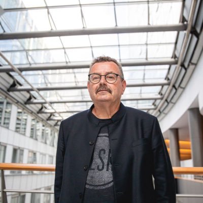 PerClausen3's profile picture. Medlem af EU Parlamentet for Enhedslisten