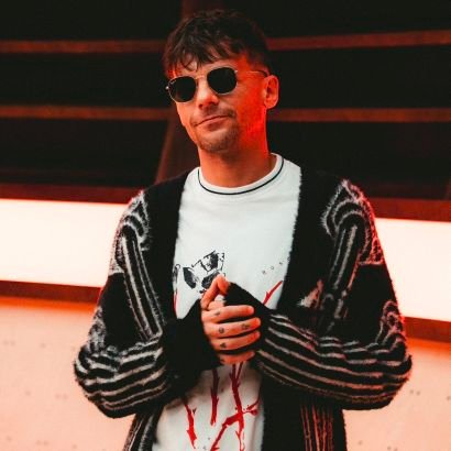 Martha2722's profile picture. TV & SM ⛸ - BSB 🎶 - LT ×͜× 💗 - Linkin Park 🎤- LTWTLima - AOTV - 28OP - FITFWTLima - Be proud of yourself for what we’ve fucking created together ✨