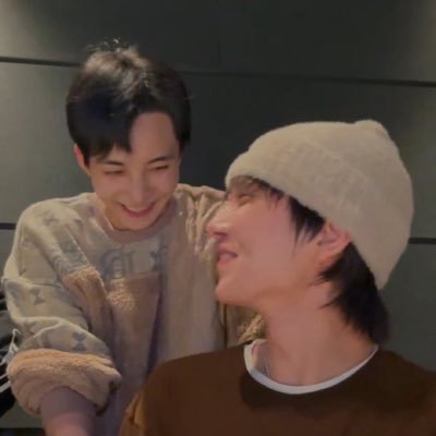 nessietwihard02's profile picture. 💎SVT + Books📚 + Life CPA, MBA 😇🦌’s 🌼, 🐰’s 🌻, 🍊🐢 🎶FTB 011424 17RH 011925 HxW 072725🚨⁣✨𝓢𝓱𝓪𝓭𝓸𝔀𝓱𝓾𝓷𝓽𝓮𝓻⁣✨ 📖 2025📚: 2/5