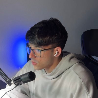 victorgxn's profile picture. soy una máquina de currar https://t.co/3I5rrcLpBg Creando @crealohq